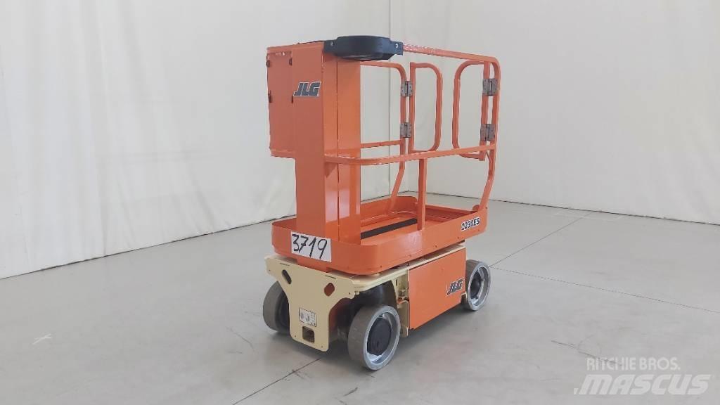 JLG 1230 ES 剪式升降機