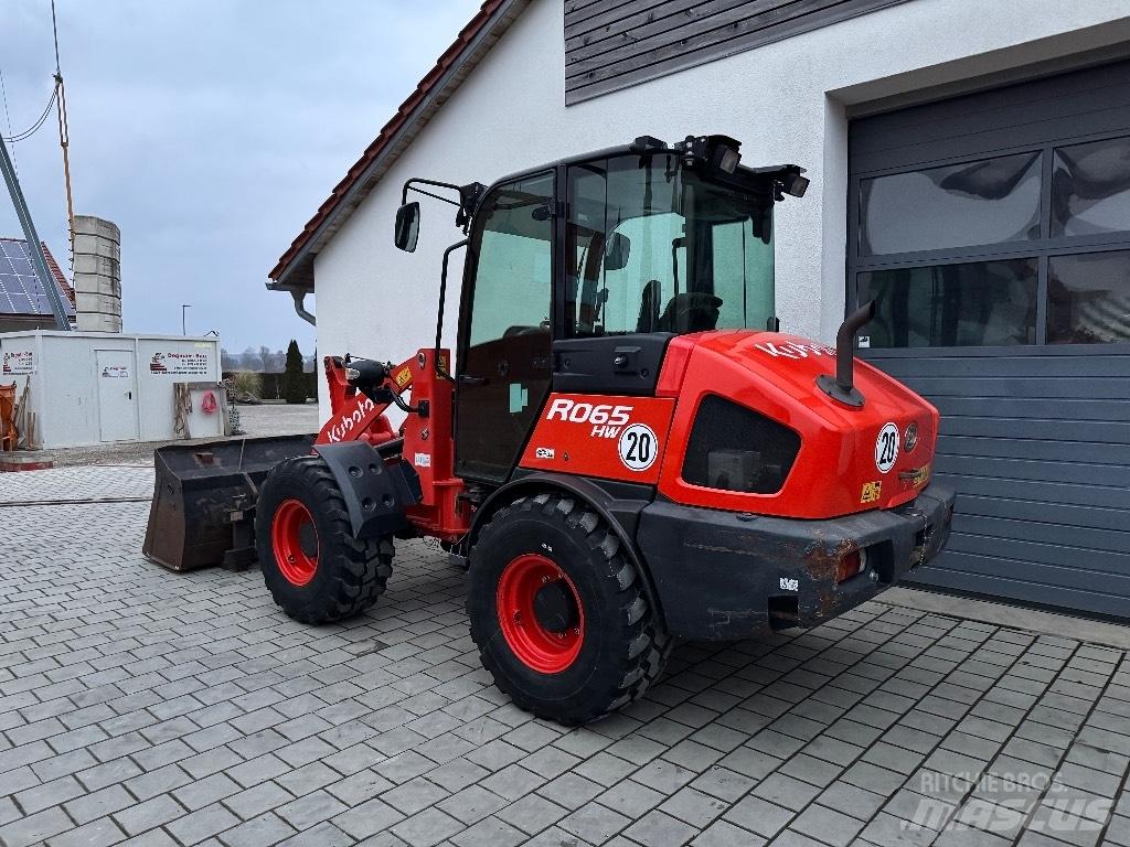 Kubota R 065 輪胎式裝載機