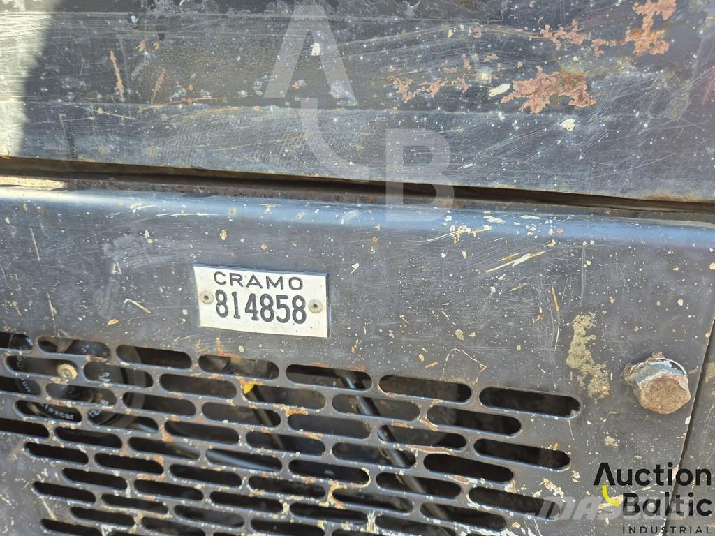 Yanmar Vio 33 U 小型挖土機/掘鑿機<7t(小型挖掘機)