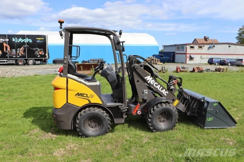 Mecalac MCL2 輪胎式裝載機