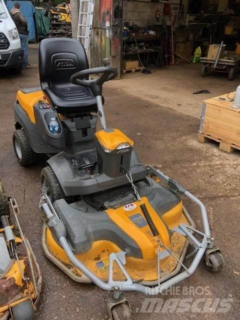 Stiga 620 PW 騎乘式割草機