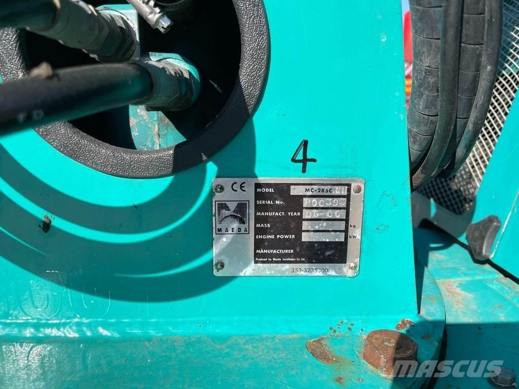 Maeda MC285C RME 履帶式起重機