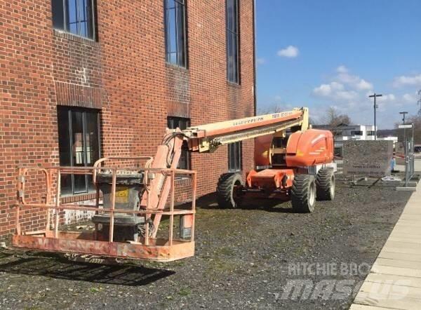 JLG 860 SJ 伸縮臂高空作業車