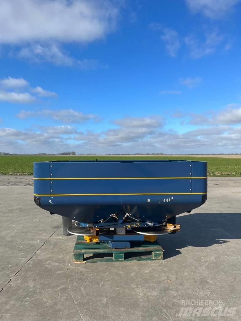 Bogballe L2 礦物撒布機