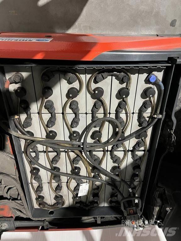 Linde E16-02 電動堆高機