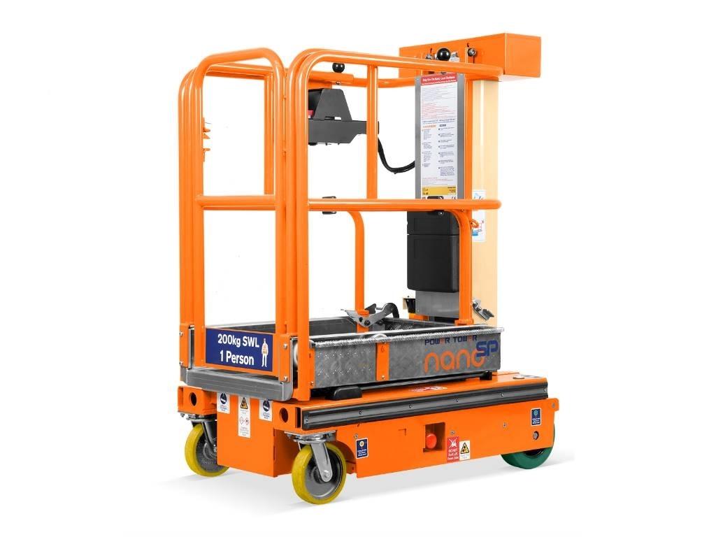 JLG Nano SP E 緊湊型自走式伸縮臂式升降機