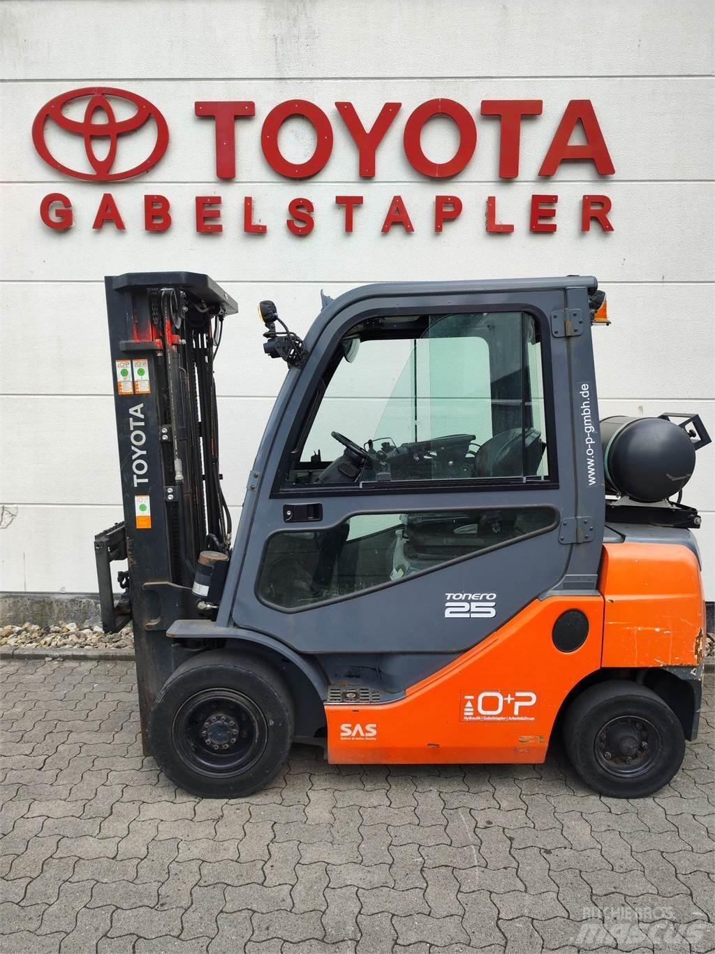 Toyota 02-8FGF25 液化石油氣LPG卡車