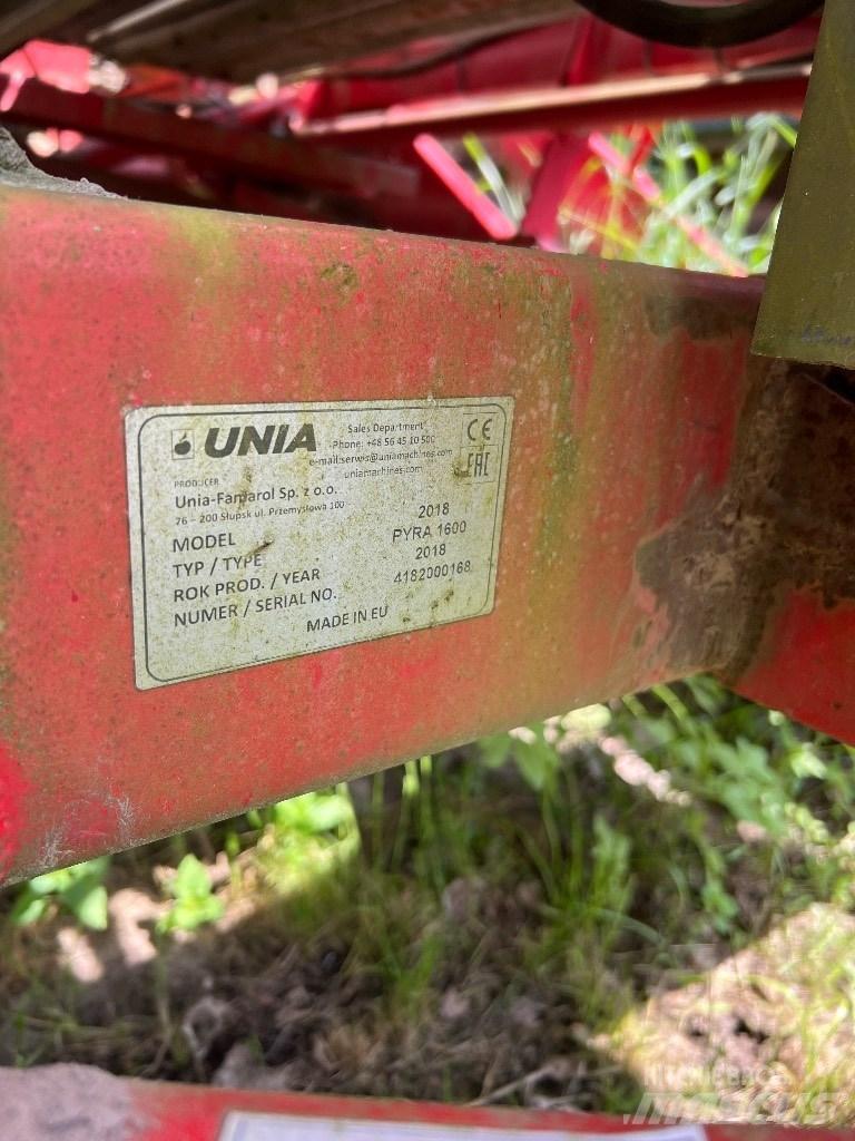 Unia PYRA 1600 馬鈴薯收穫機和挖掘機