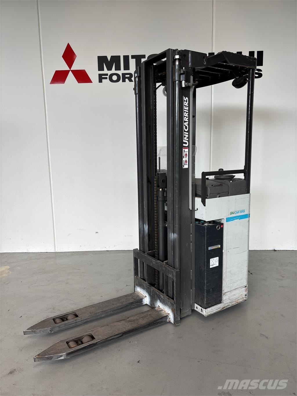 Atlet A160 自走式堆積機