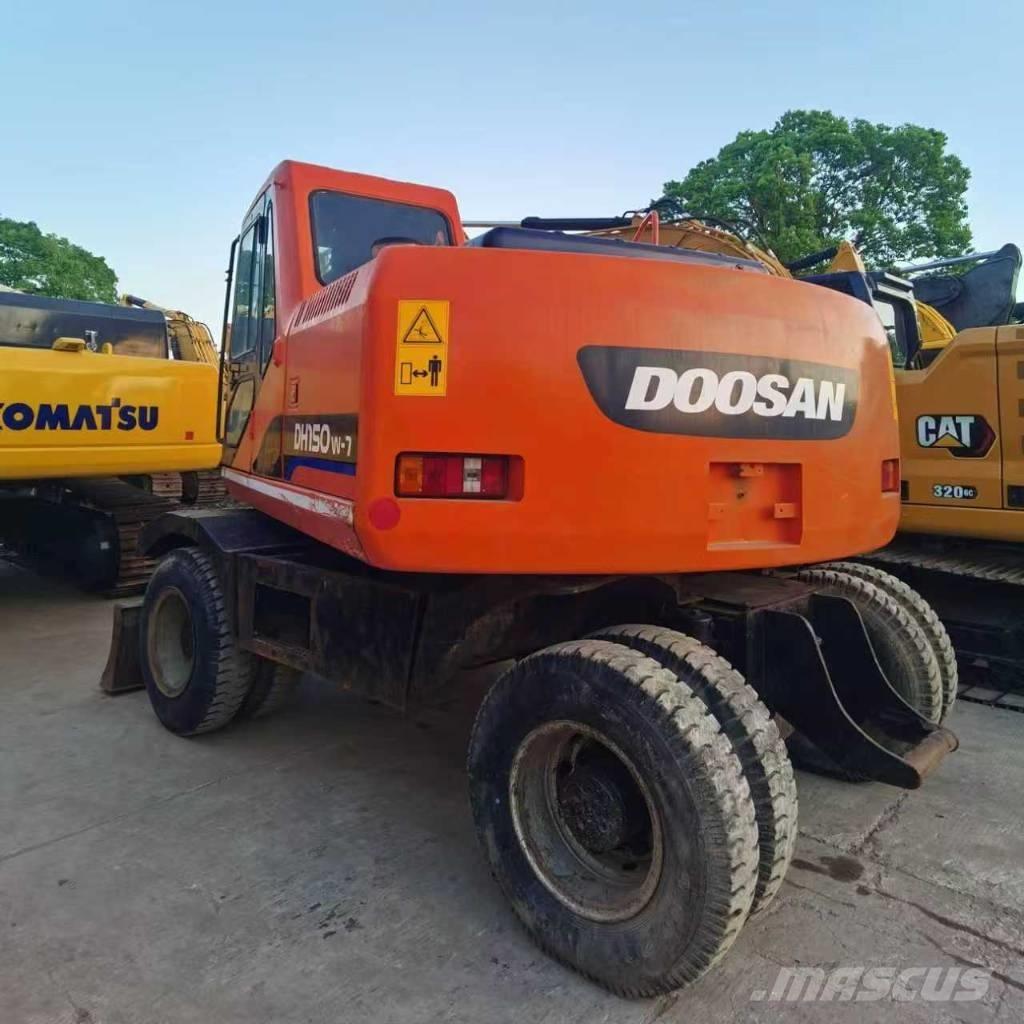 Doosan DH 150 W-7 旋轉式挖土機/掘鑿機/挖掘機