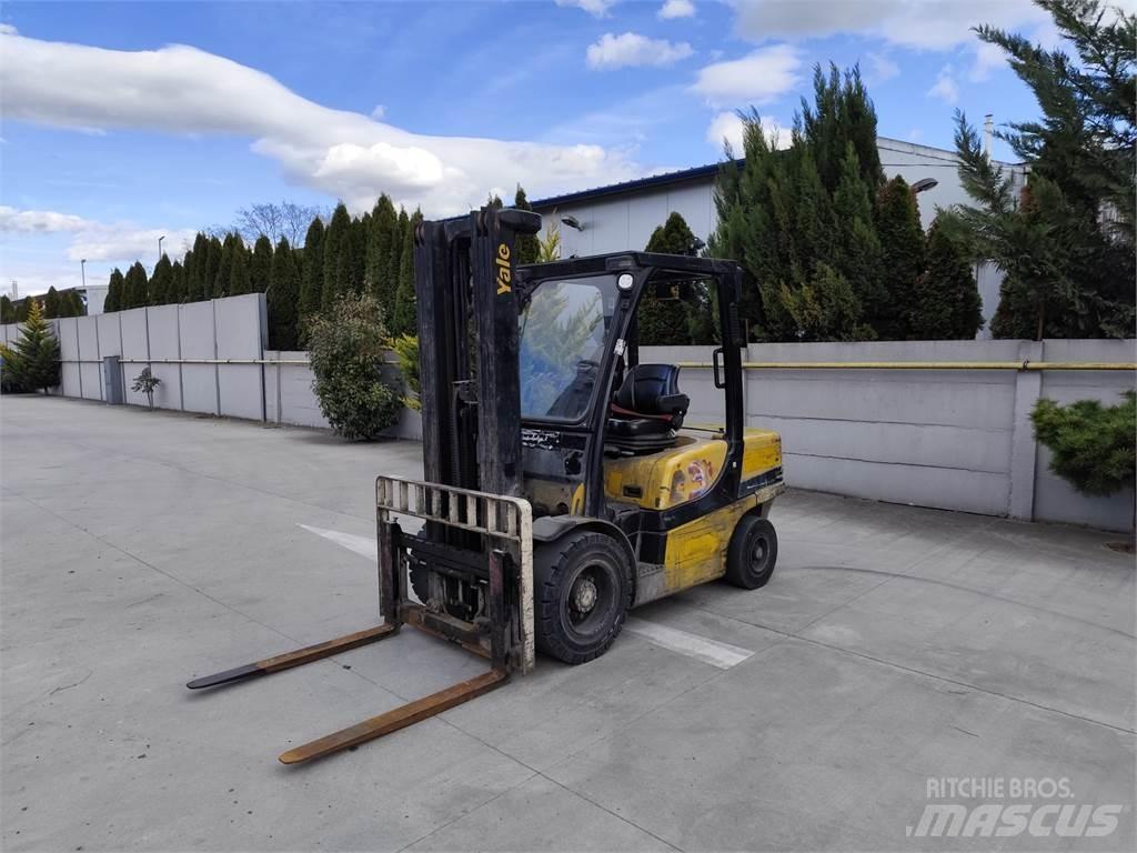 Yale GDP35VX 柴油卡車