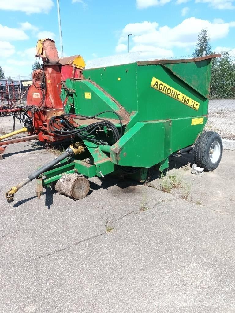 Agronic 160 SLT 草捆撕碎機、切割機、拆袋機