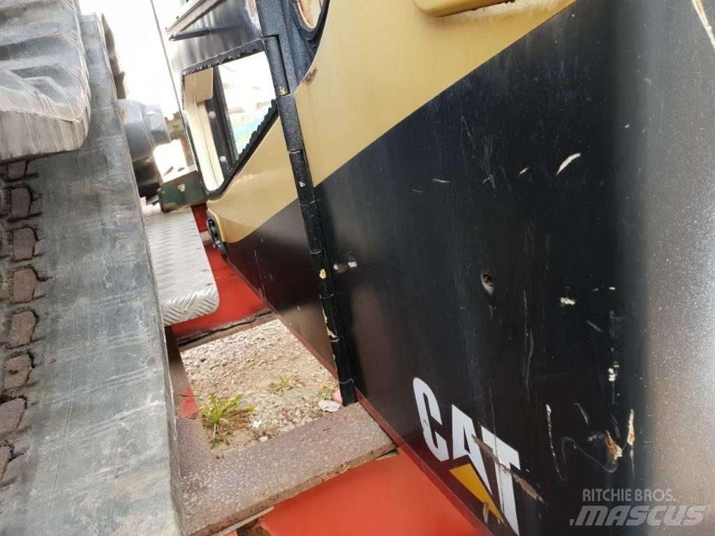 CAT 320B ali 320 駕駛室與內部