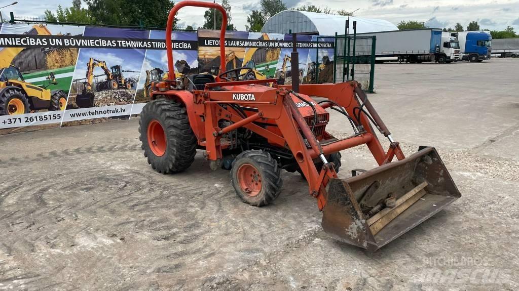 Kubota B 20 曳引機