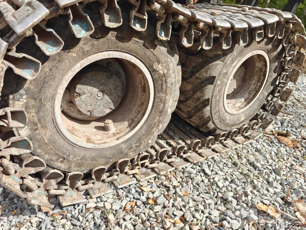 Komatsu 855 集運機