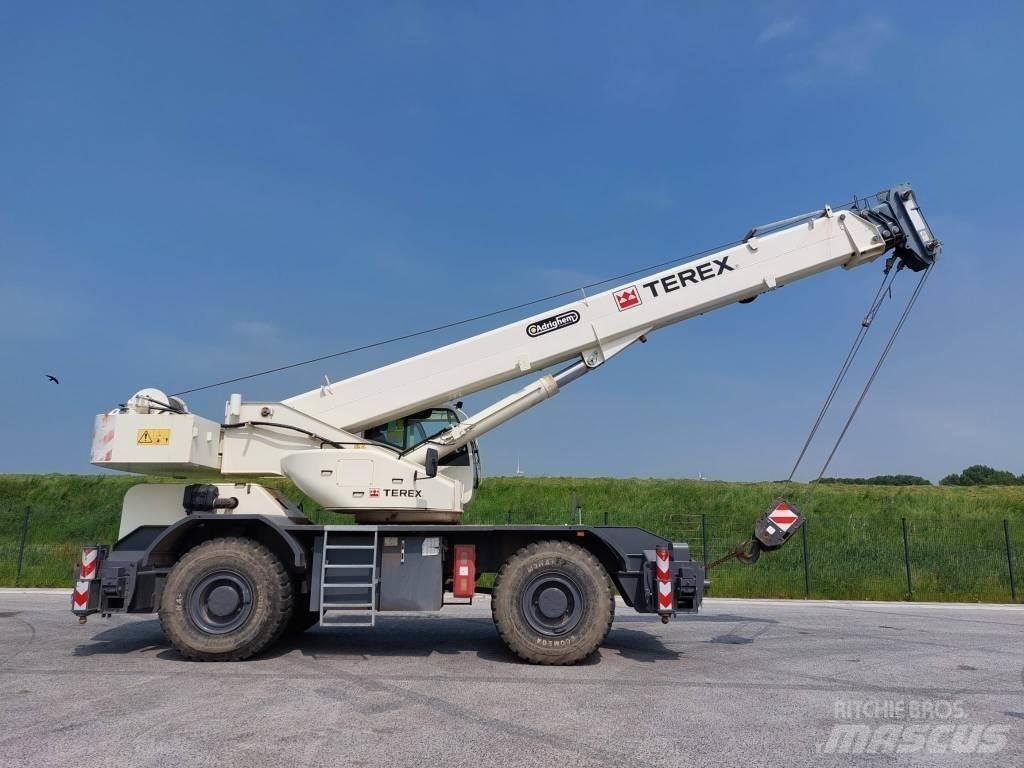 Terex Quadstar1065 越野起重機