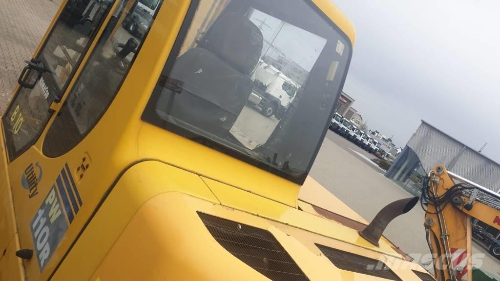 Komatsu PW 110 旋轉式挖土機/掘鑿機/挖掘機