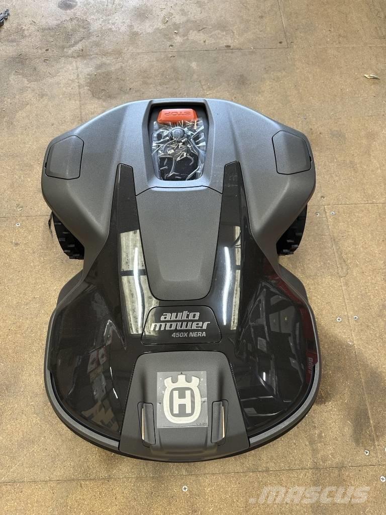 Husqvarna AM450X 機器人割草機