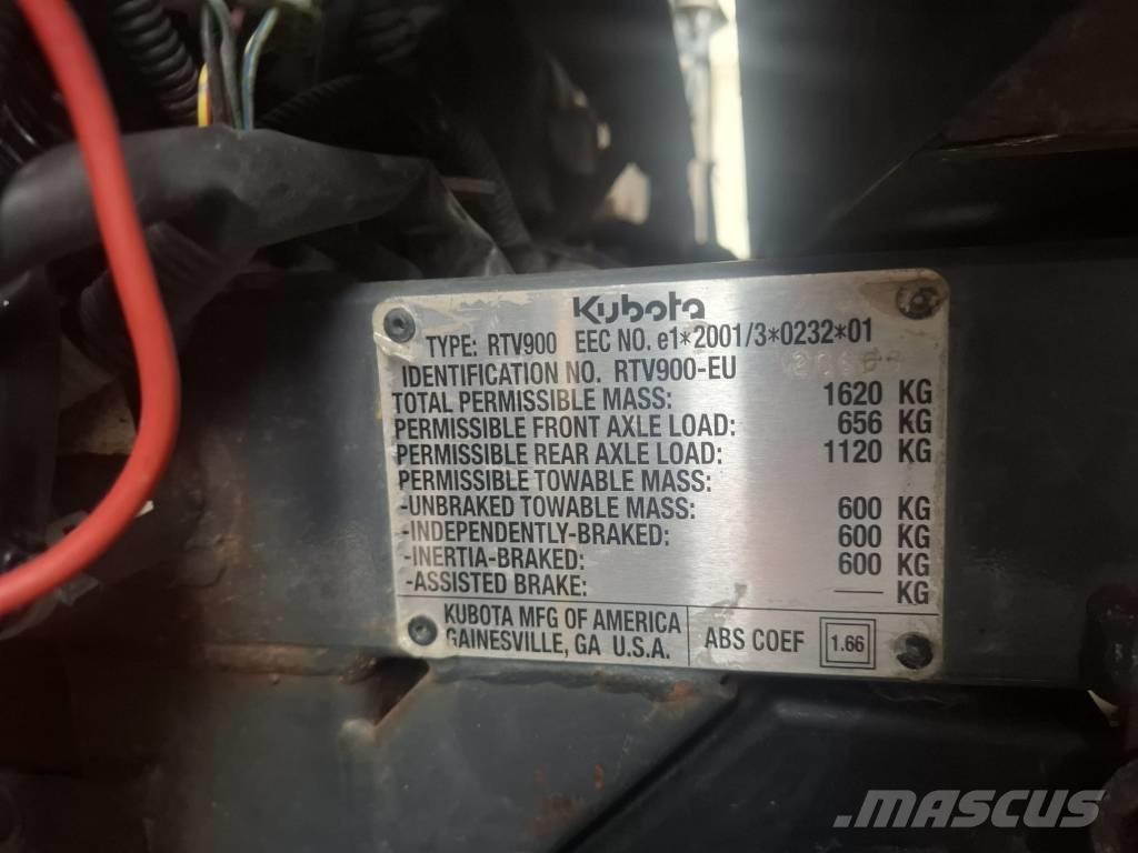 Kubota RTV 900 多功能車