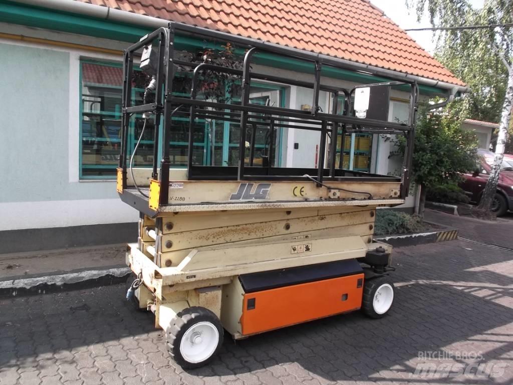 JLG 2646E      V-2288 垂直升降工作台