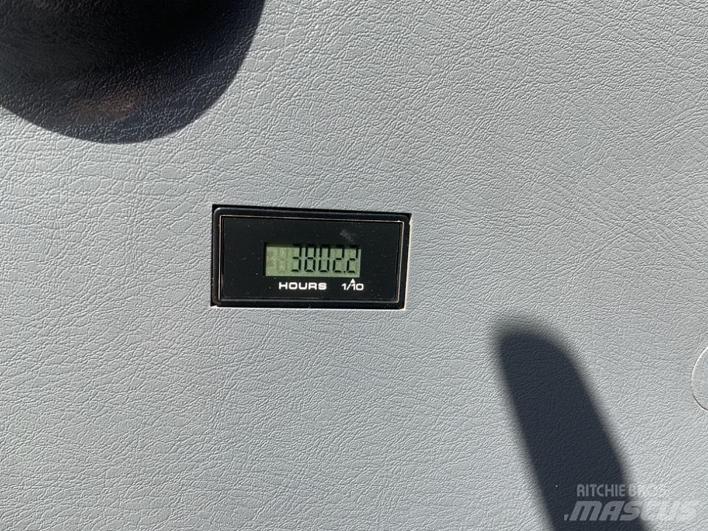 Hyundai HX145A LCR 特殊挖土機/掘鑿機/挖掘機