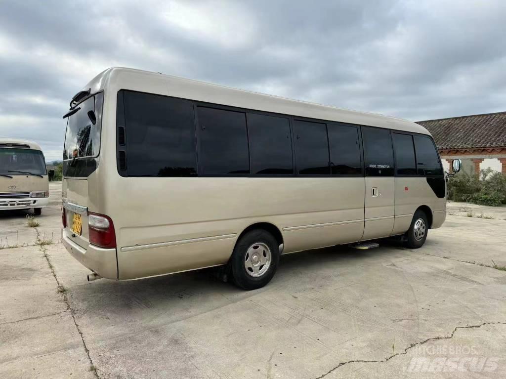 Toyota Coaster Bus 迷你巴士
