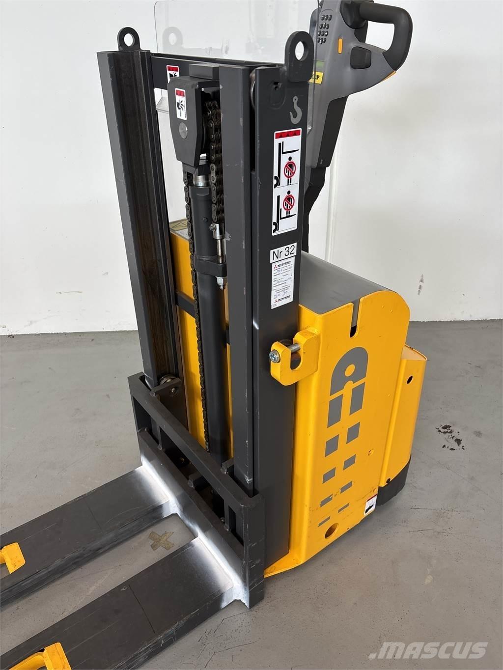 Atlet PSL125 行走控制式堆積機