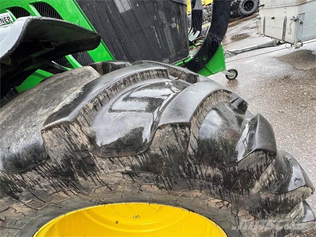 John Deere 6100M 曳引機