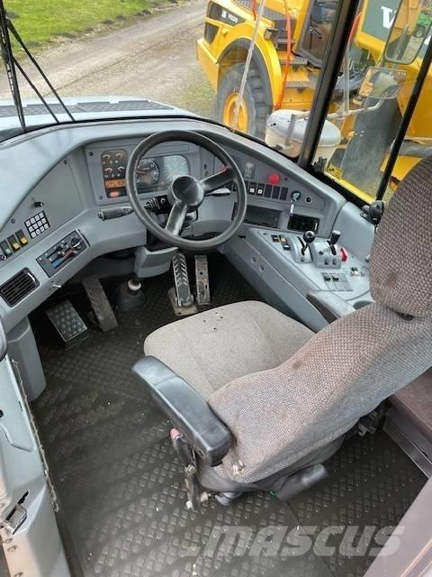 Volvo A30E 鉸接式起吊車