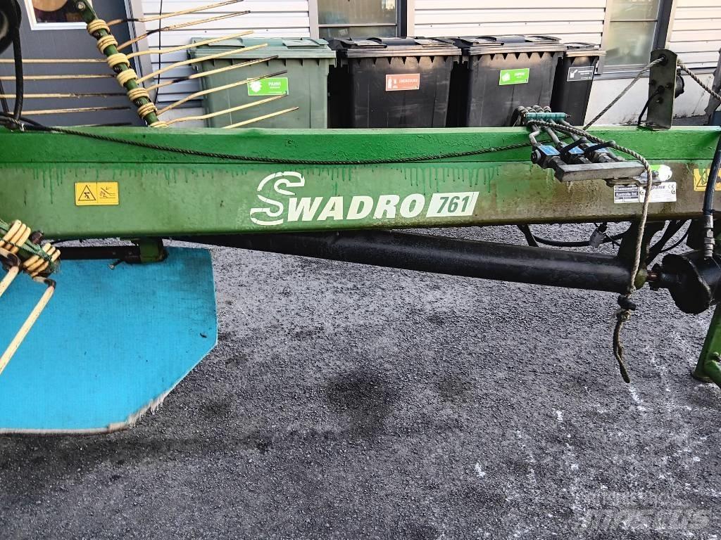Krone Swadro 761 堆草機