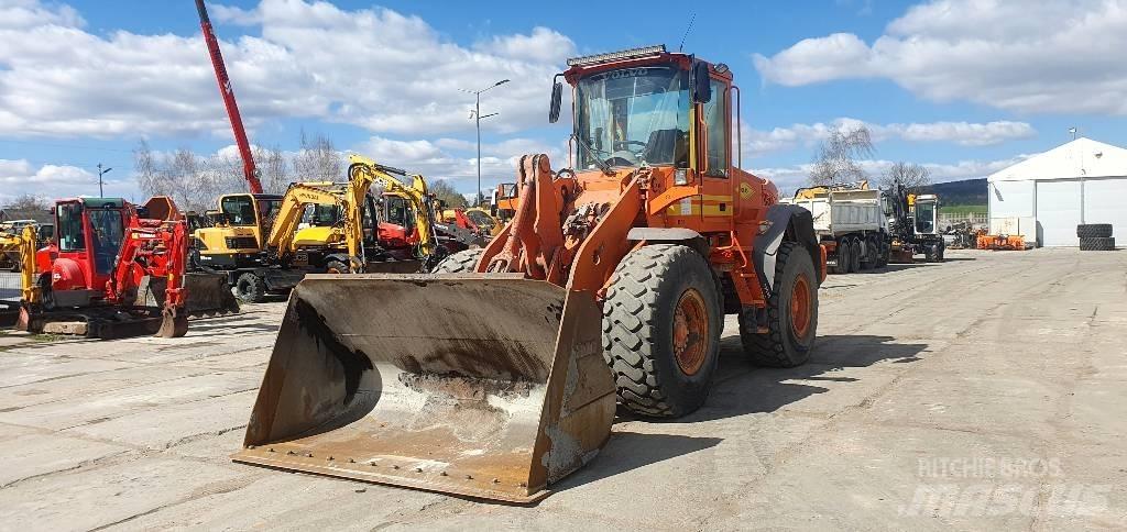 Volvo L 90 E 輪胎式裝載機