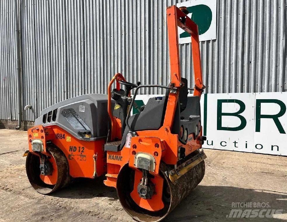 Hamm HD 12 雙輪滾壓機