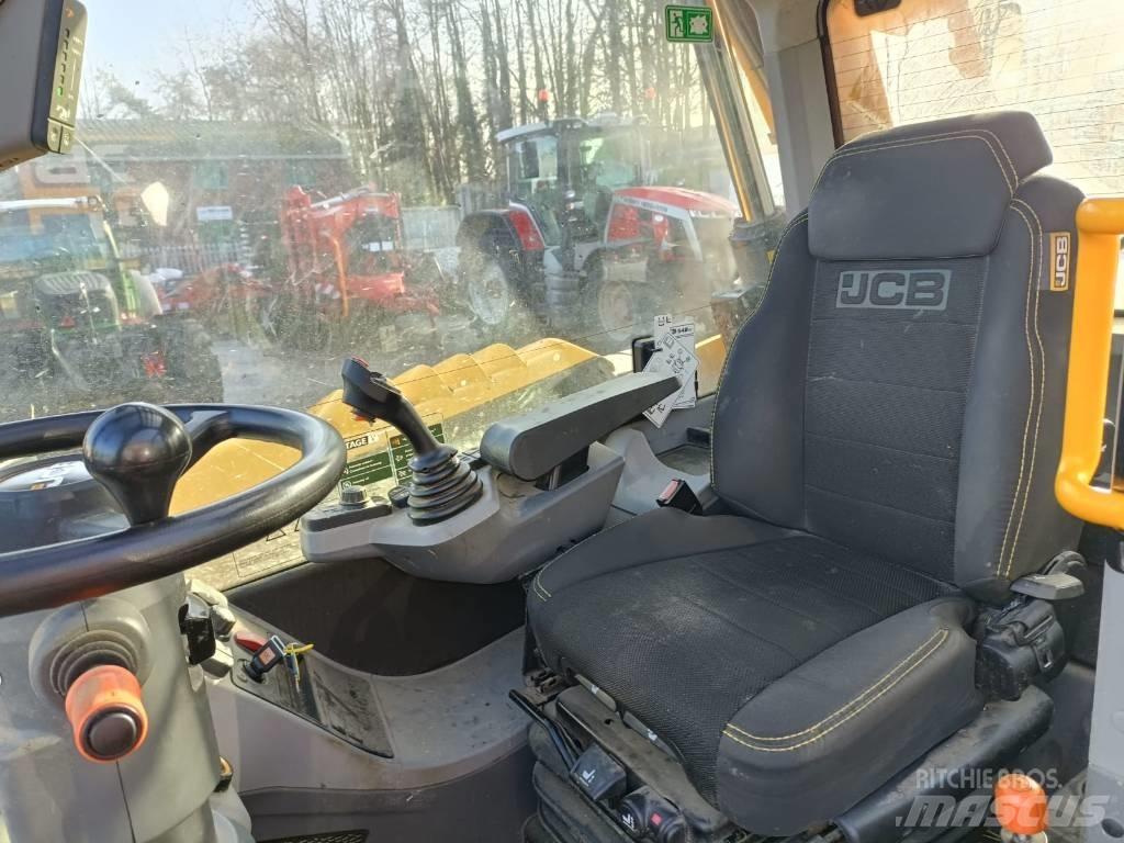 JCB 542-70 Agri Xtra 農業用伸縮臂裝載機