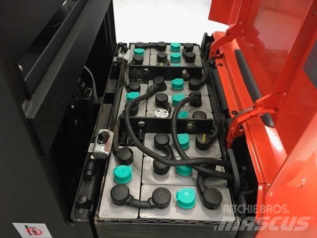 Toyota OSE 100 W 低架裝載機