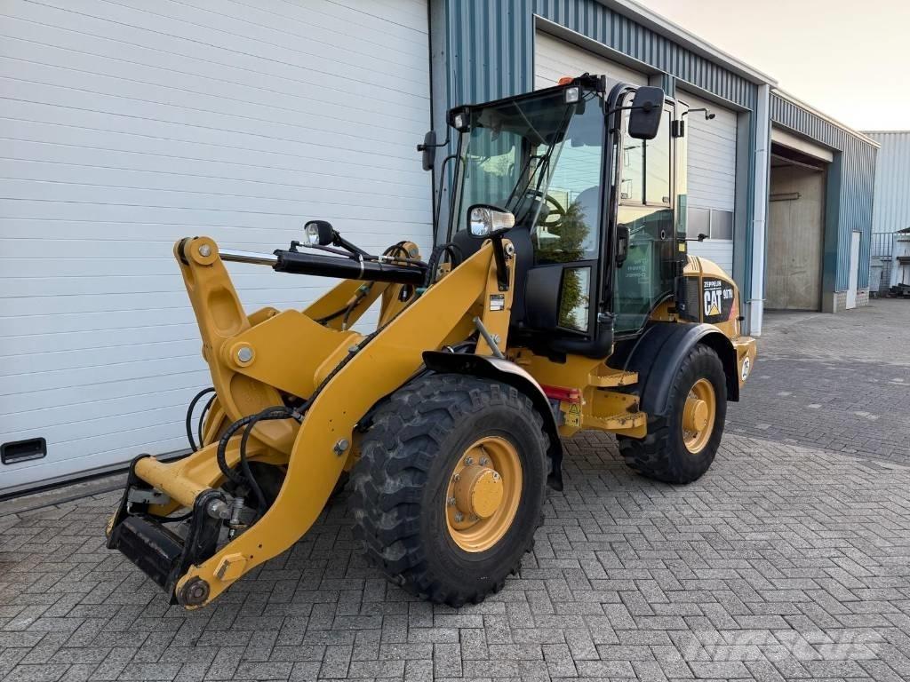 CAT 907 H 輪胎式裝載機