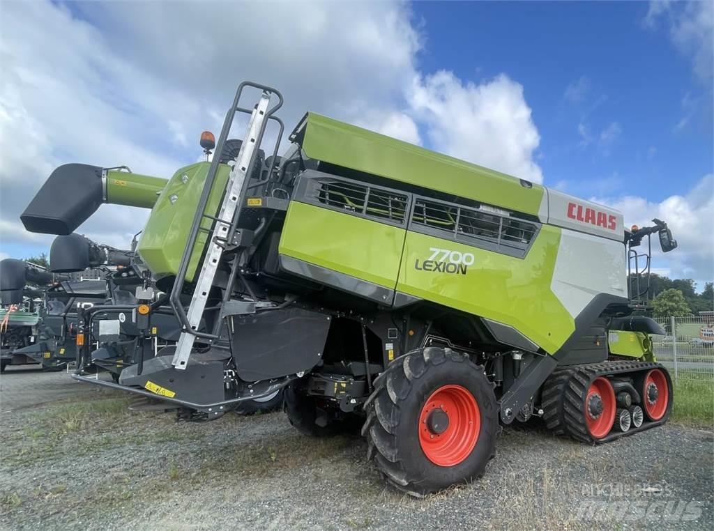 CLAAS 7700 TT 聯合收穫機