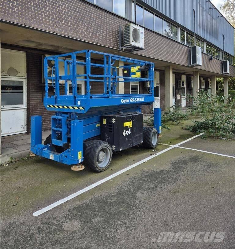 Genie GS 3369 RT 剪式升降機