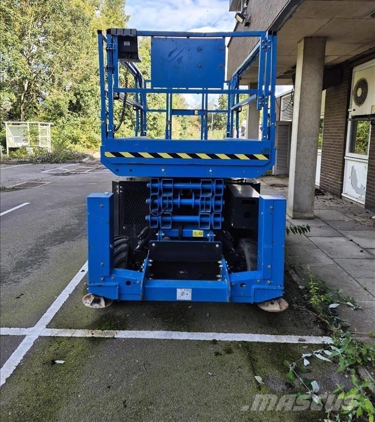 Genie GS 3369 RT 剪式升降機