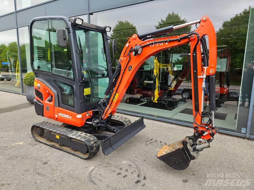Kubota KX 019-4 小型挖土機/掘鑿機<7t(小型挖掘機)