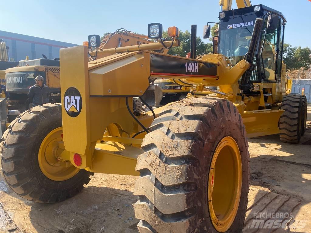 CAT 140 H 平土機