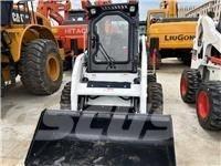 Bobcat s160 滑移轉向裝載機
