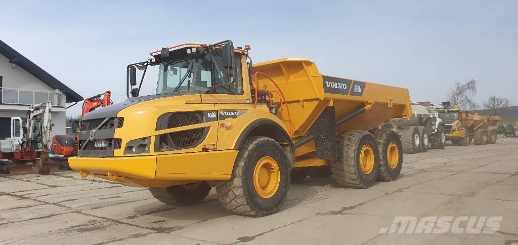Volvo A 30 G 鉸接式起吊車
