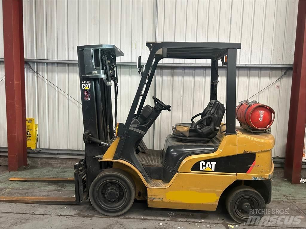 CAT GP25NT 液化石油氣LPG卡車