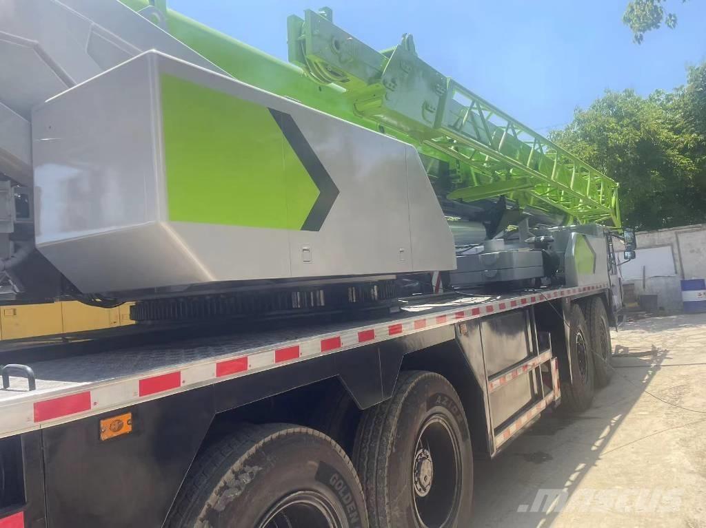 Zoomlion ZVT800 全路面起重機/吊車