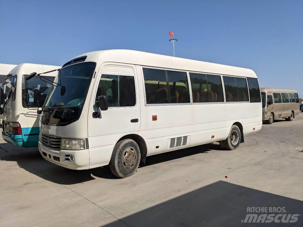 Toyota Coaster Bus 迷你巴士