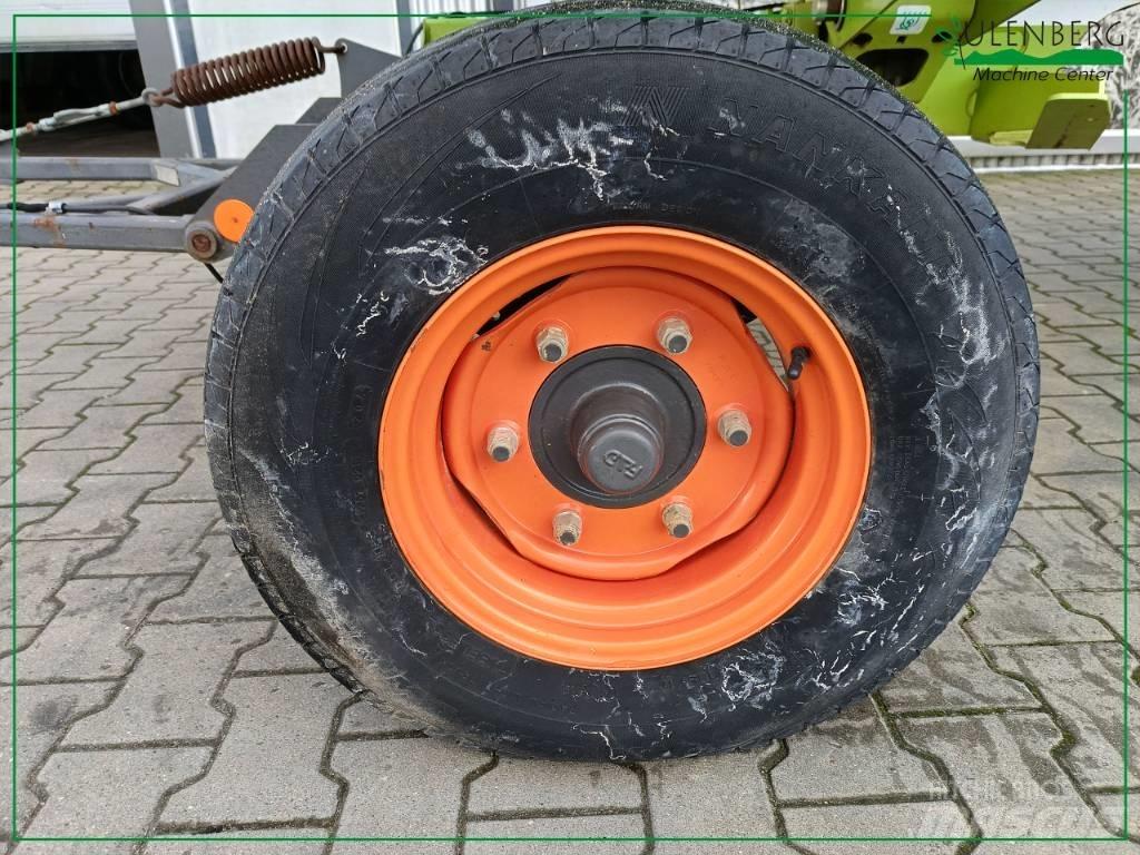 CLAAS Vario 900 聯合收割機頭