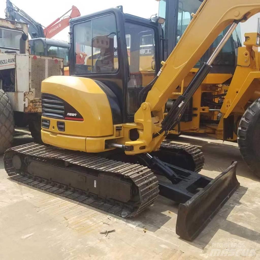 CAT 304 CR 小型挖土機/掘鑿機<7t(小型挖掘機)