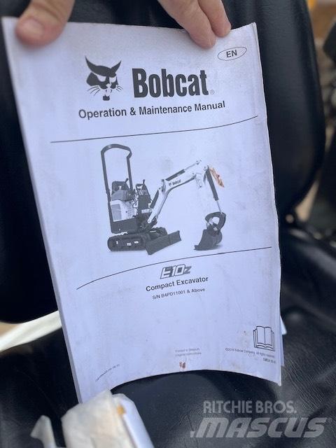 Bobcat E 10 小型挖土機/掘鑿機<7t(小型挖掘機)