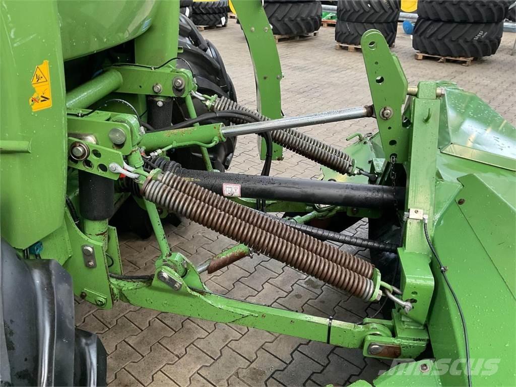 Krone Big M 420 CV 割草劑