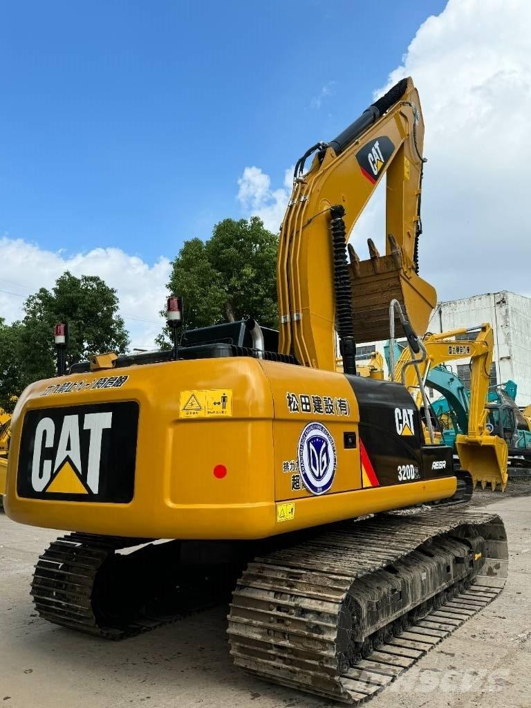CAT 320 D 中型挖土機/掘鑿機/挖掘機 7t-12t